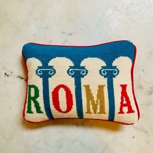 JONATHAN ADLER Jᴇᴛ Sᴇᴛ Rᴏᴍᴀ ɴᴇᴇᴅʟᴇᴘᴏɪɴᴛ ᴘɪʟʟᴏᴡ 🍕